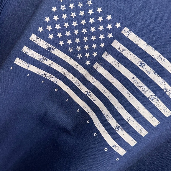 Life Is Good - American Flag Sweatshirt - Picture 4 of 5